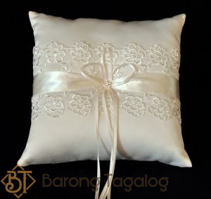 Wedding Pillow 504 Ivory