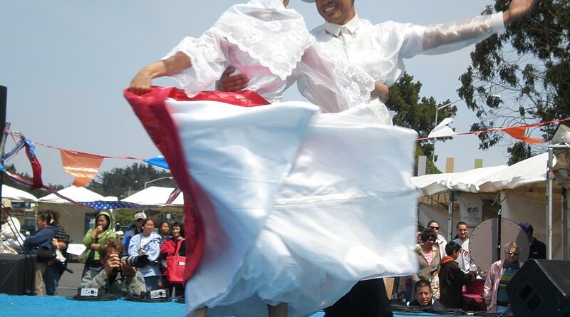 Dancers in barong tagalog
